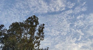 Hatay'da 'Cirrocumulus' bulutları görsel şölen oluşturdu