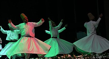 Hazreti Mevlana Başiskele'de anıldı