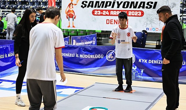Hemsball Şampiyonası'nda özel sporcular sahne aldı