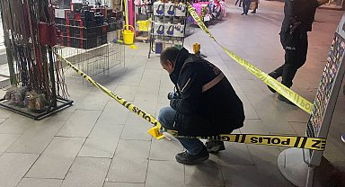 Husumetli olduğu şahsı görünce peş peşe tetiğe bastı: 2 yaralı