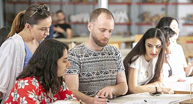 İEÜ'lü gençlere British Council'dan 'kariyer' fonu