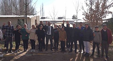Iğdır'da öğrenciler tarımı uygulamalı olarak öğreniyor
