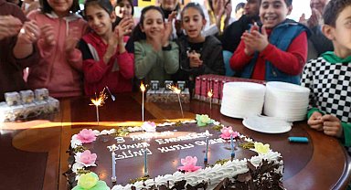 İlk ve ortaokul öğrencilerinden, 'Sevgiye Engel Yok' etkinliği