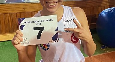 İlke'den Fransa'da gümüş madalya