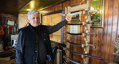 İş yerini müzeye çevirdi