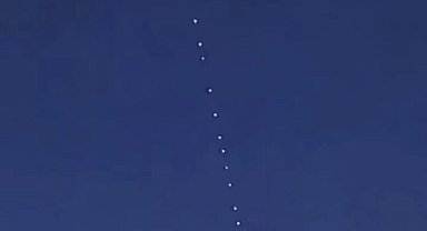 İstanbul semalarında Starlink uyduları görüldü