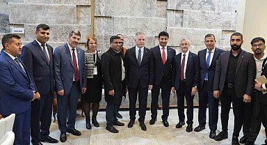 İstanbul Valisi Davut Gül Gaziantepli halıcıları yalnız bırakmadı