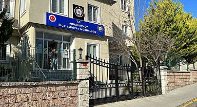 İstanbul'da bir taksici iyilik yapmak istediği kişiler tarafından gasp edilmişti: O gaspçılar yakalandı