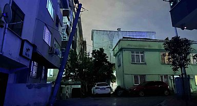 İstanbul'un bazı bölgelerinde yanmayan sokak lambaları nedeniyle vatandaşlar BEDAŞ'a tepki gösterdi