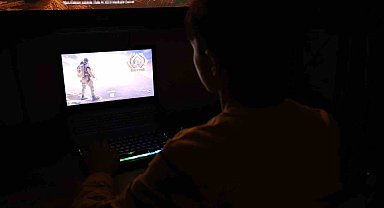 İstenmeyen siteler ve online oyunlarda oyuncular küçük tehlike büyük