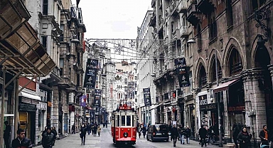 İstiklal Caddesi yüzde 120’lik kira artışıyla rekor kırdı! Dünyada en dikkat çekici caddeler...
