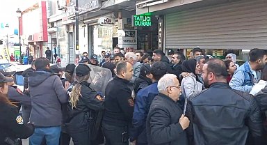 İzinsiz açıklama yapmak isteyen DEM Partililere polis müdahale etti