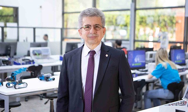 İzmir Ekonomi'de 'proje' rekoru