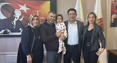 İzmir'e tayini çıkan Başsavcıya Zehra bebekten veda ziyareti