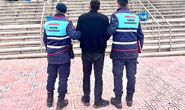 Jandarma ekiplerince yakalandılar