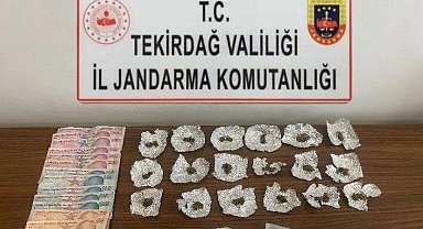 Jandarma uyuşturucuya geçit vermiyor: 8 gözaltı