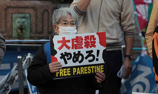 Japonya'da İsrail'in Gazze'ye yönelik saldırıları protesto edildi