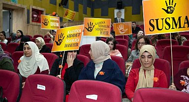 Kadına yönelik psikolojik şiddet Seyhan'da masaya yatırıldı