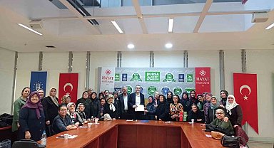 Kadınlar göz sağlığı konusunda bilgilendirildi