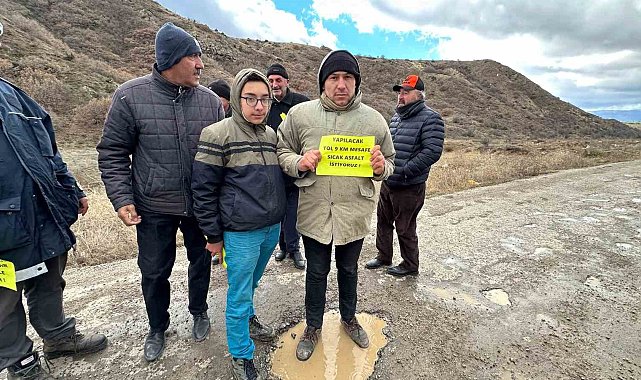 Kahramankazanlılar 35 mahalleyi Başkent'e bağlayan yolun onarılmasını istiyor