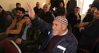 Kargın Beldesinde çiftçi bilgilendirme toplantısı düzenlendi
