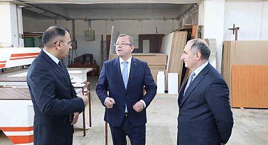 Kars'ta 'Odam Kütüphanem' Projesi öğrencileri sevindirdi