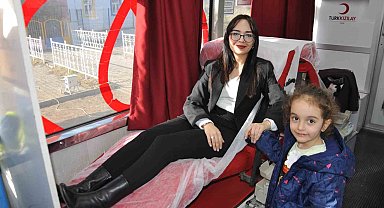 Kars'ta minik öğrencilerden kan bağışı çağrısı