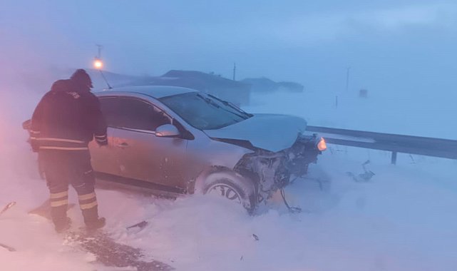 Kars'ta trafik kazası: 1 ölü, 6 yaralı