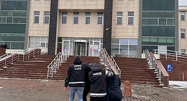 Kars'ta uyuşturucu taciri 2 kişi tutuklandı