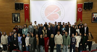 Kastamonu Üniversitesi'nde yurtdışındaki Türk çocuklarına Türkçe öğretimi ele alındı