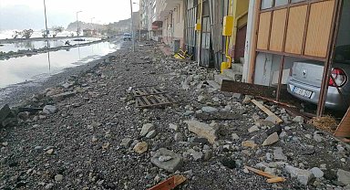 Kastamonu'daki fırtınada iş yerleri zarar gören vatandaşlara 3 milyon 134 bin ödeme