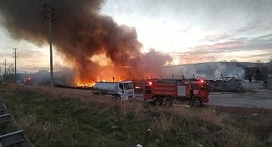Katı atık merkezindeki yangın güçlükle kontrol altına alındı