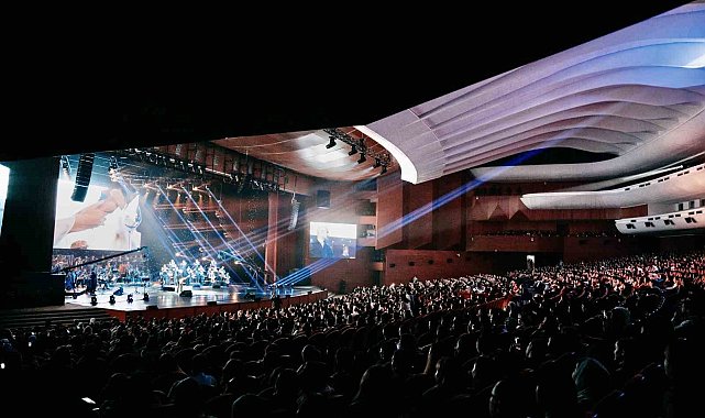 Kazakistan'da Toygar Işıklı rüzgarı