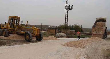 Kırsal mahallelerde üstyapı çalışması devam ediyor