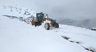 Kırsal yollara 596 milyon TL'lik yatırım