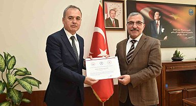 KMÜ Merkez Kütüphanesi 'Erişilebilirlik Belgesi'nin sahibi oldu