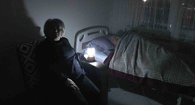Kocaeli'de 140 daireli sitede elektrik çilesi: Soğuk havada karanlığa mahkum oldular