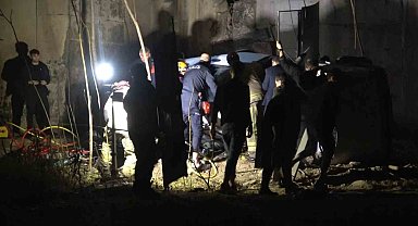 Kontrolden çıkan otomobil dereye uçtu: 4 yaralı