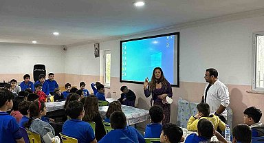 Köyceğiz'de Toplum Sağlığı Merkezi tarafından öğrencilere eğitim