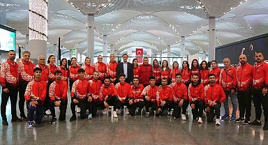 Kros Kadın ve Erkek Atletizm Milli Takımları, Brüksel'e gitti