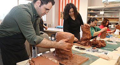Küçükçekmece Belediyesi Güzel Sanatlar Akademisi'nde 30 farklı branşta sanat eğitimleri başladı