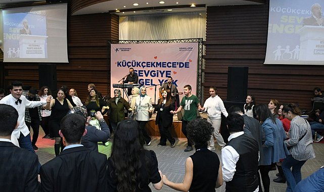 Küçükçekmece'de özel gereksinimli vatandaşlar için dayanışma yemeği