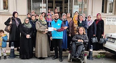 Kur'an kursu öğrencilerden fidan kampanyasına bağış