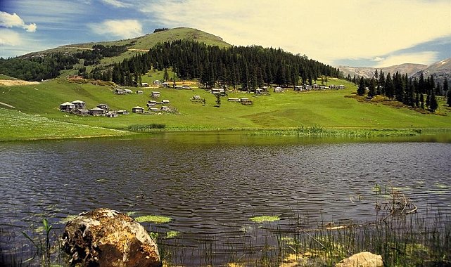 Kuruyan Gölyanı Obası'na su bağlandı