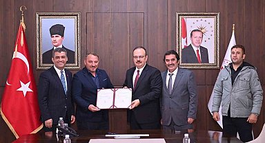 Kuşadası'na yapılacak okul için protokol imzalandı