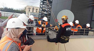 Kütahya 30 Ağustos OSB ekibine "Hafif Arama Kurtarma" eğitimi verildi