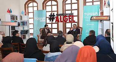 Kütahya Valisi Işın, İhtisas Akademi Açılış Lansmanı'nda gençlerle buluştu