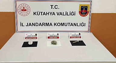 Kütahya'da aracında uyuşturucu madde ele geçirilen şüpheli tutuklandı