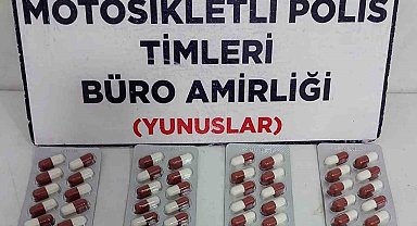 Kütahya'da bir kişinin üzerinde 56 adet galara isimli kapsül ele geçirildi