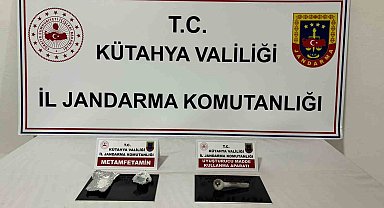 Kütahya'da durdurulan şüpheli araçta uyuşturucu ele geçirildi